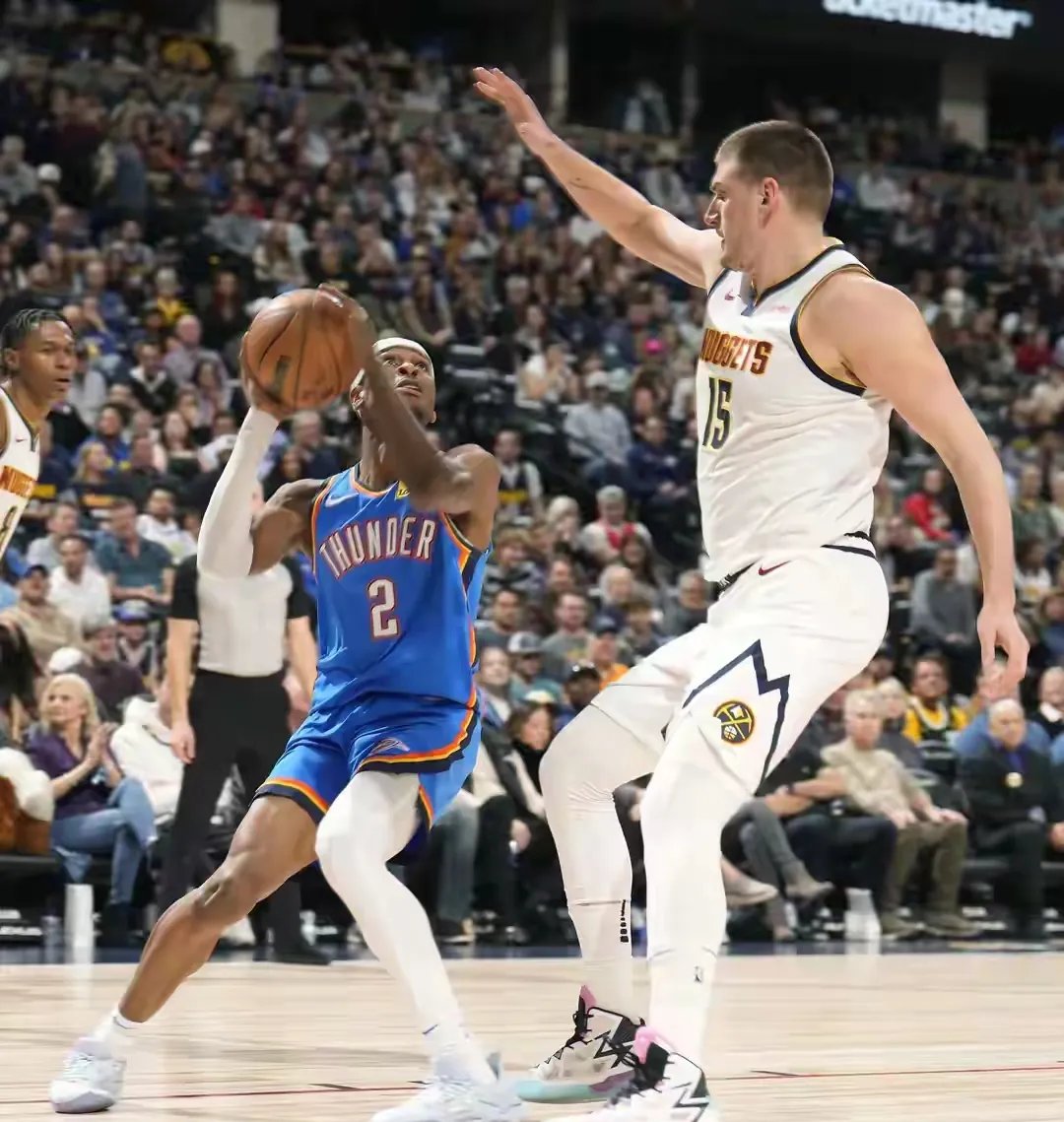 开云娱乐-今晚体能课后，多特蒙德门线救险备战NBA常规赛，球迷炸锅，更衣室氛围转暖的简单介绍