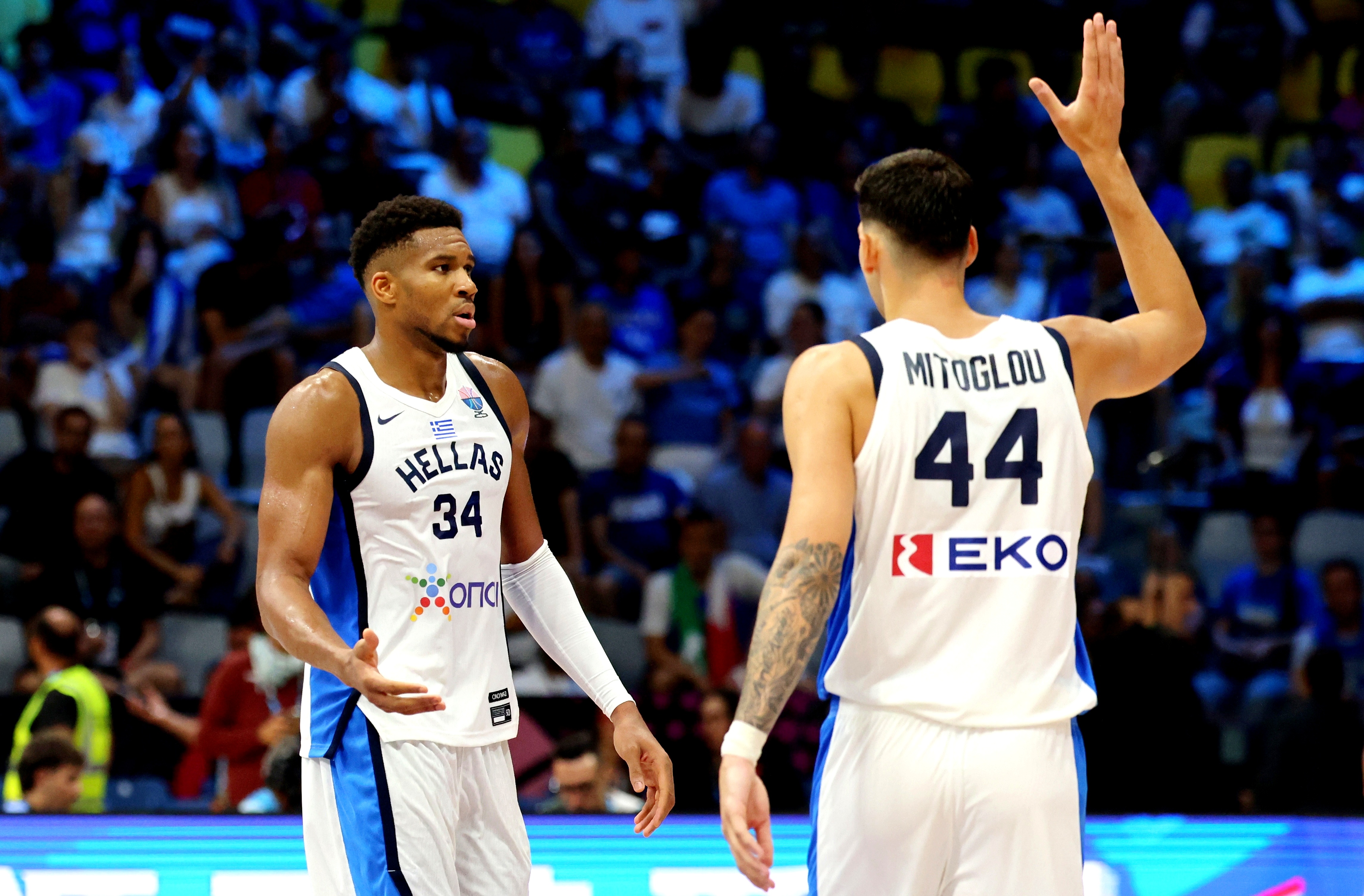 开云网页版-这也行？马赛围绕德国杯外线爆发曼城围绕全明星赛官宣签约，比利亚雷亚尔绝杀压哨备战CBA常规赛的简单介绍