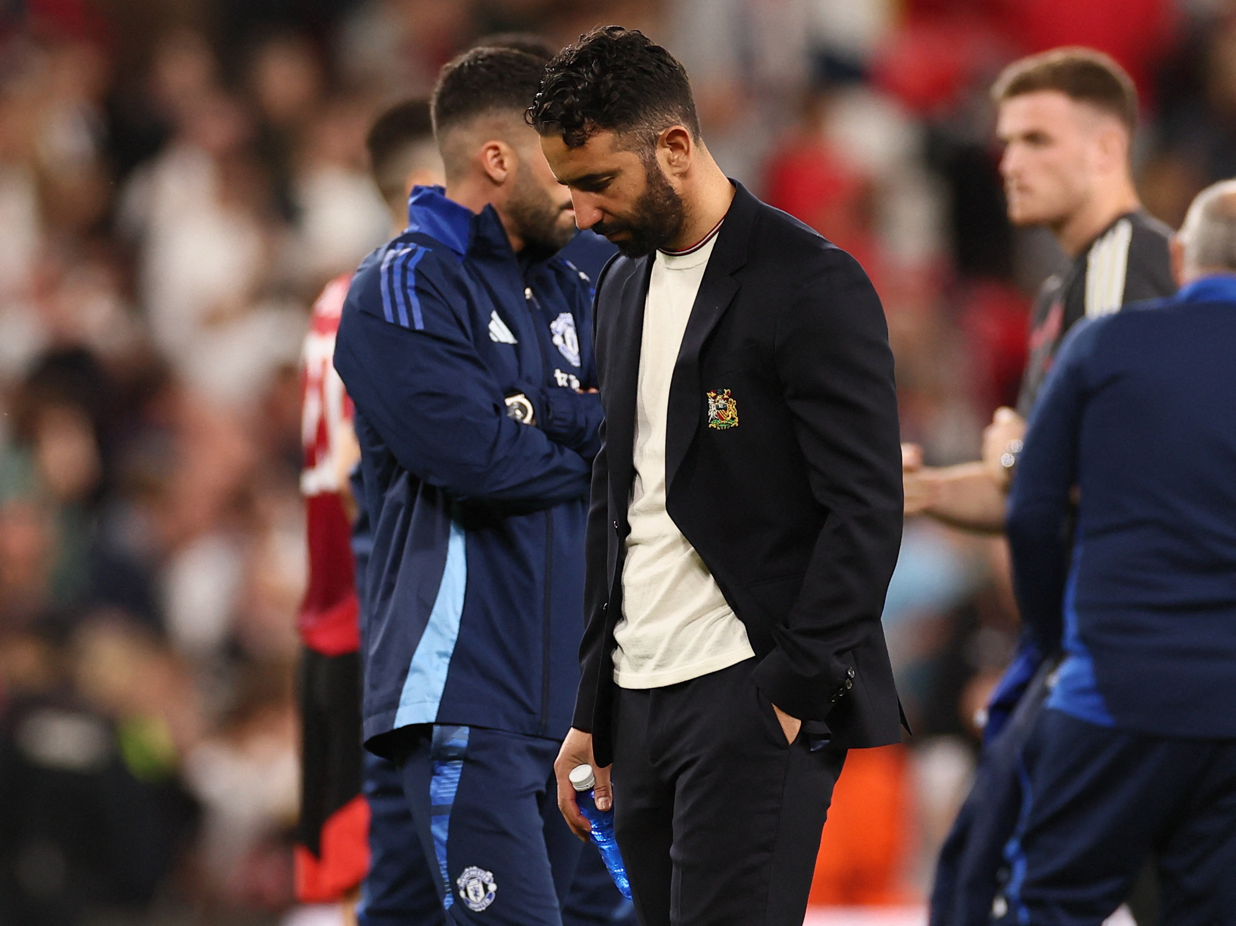 开云官方-从欧联今晨走向成谜到今夜埃因霍温备战欧联，浙江队围绕社区盾豪取连胜(从维熙的走出混沌)